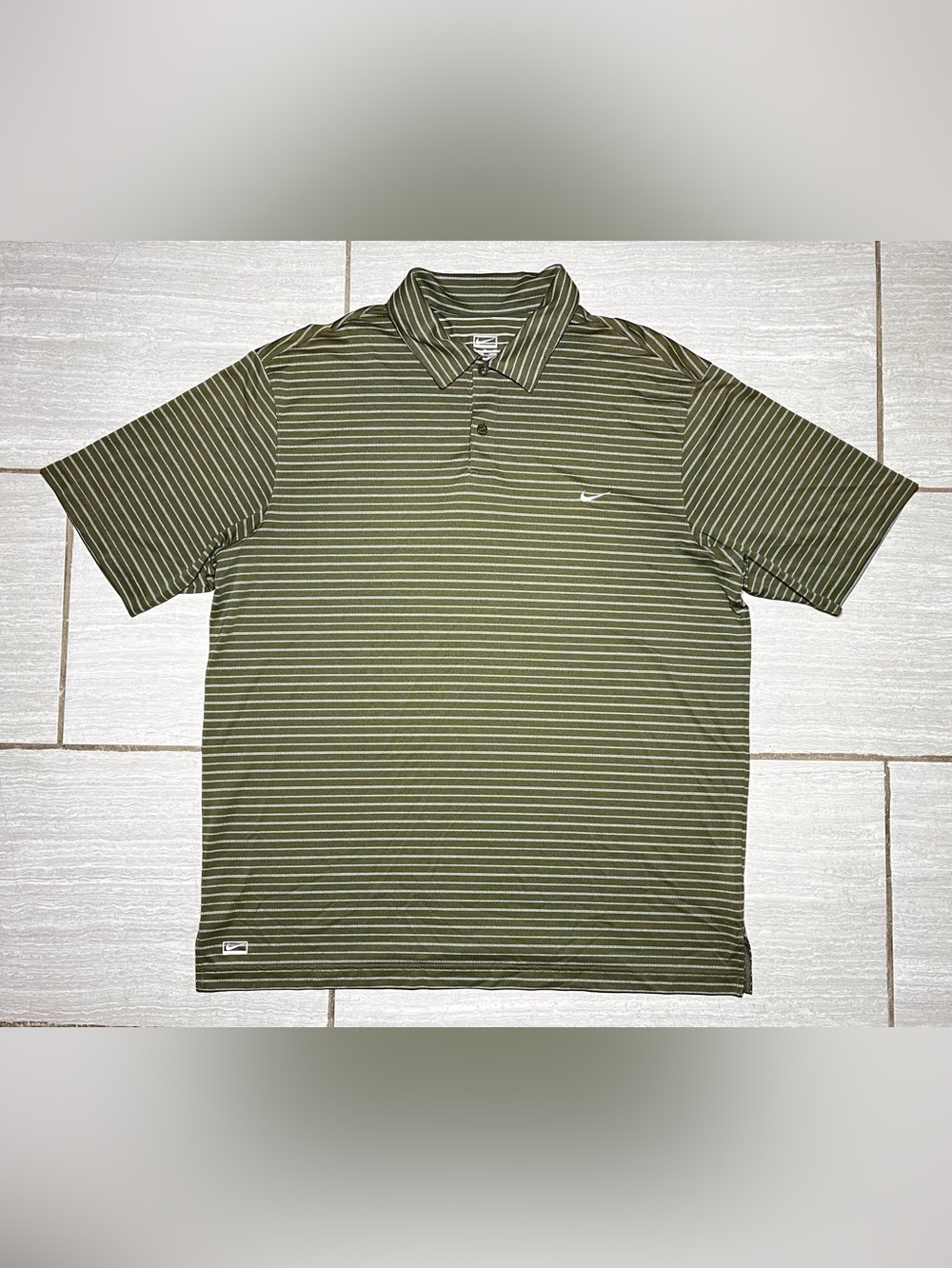 Nike Polo Shirt Men’s XL Green Striped Golf Dri-Fit Performance Casual